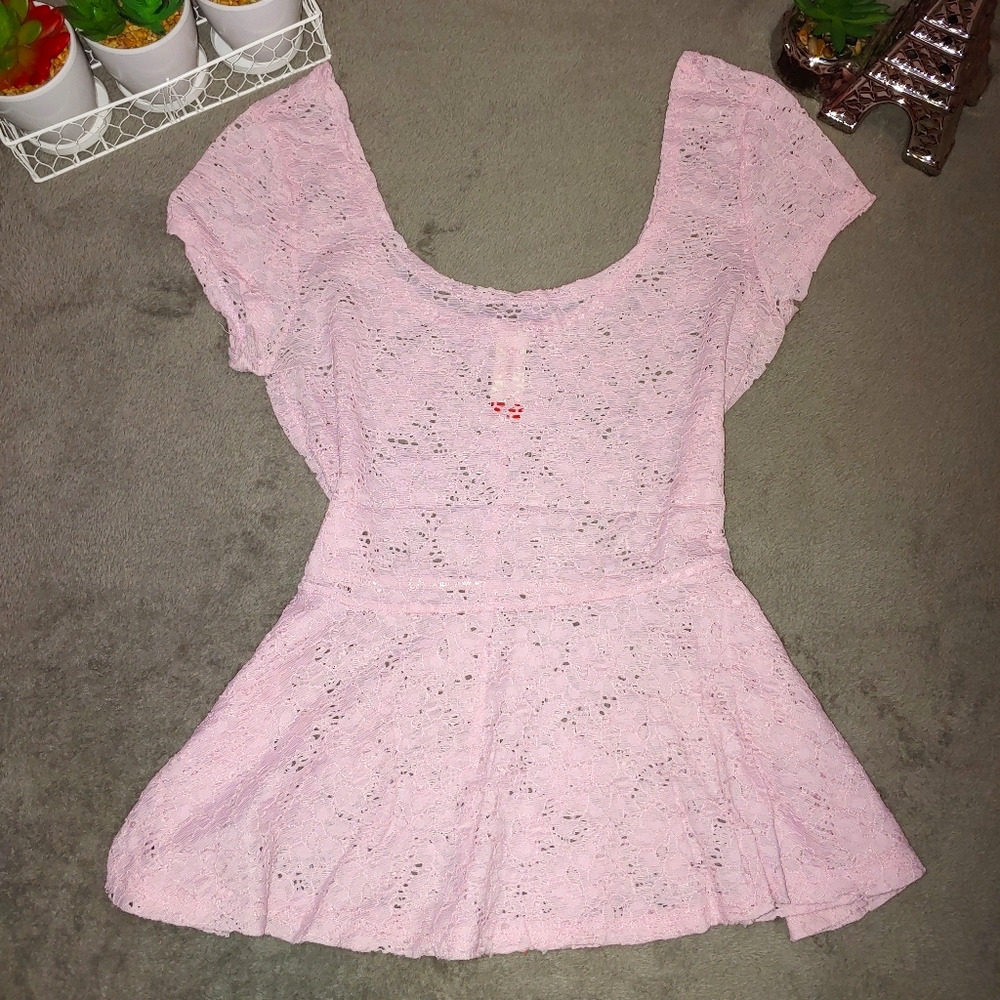 Blush Pink Peplum Top 🌿